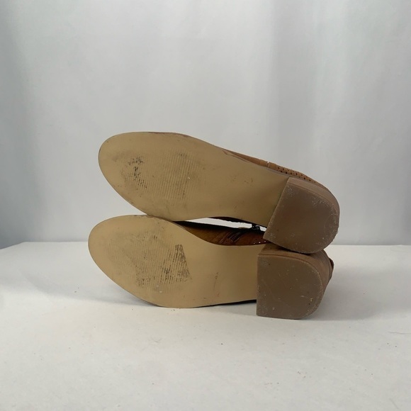 Steve Madden Ruebey Suede Perforated Bootie in Chestnut Brown Size 9 - Picture 7 of 8